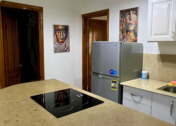 Red Sea Breeze, Modern 1br In Hadaba, Apartment